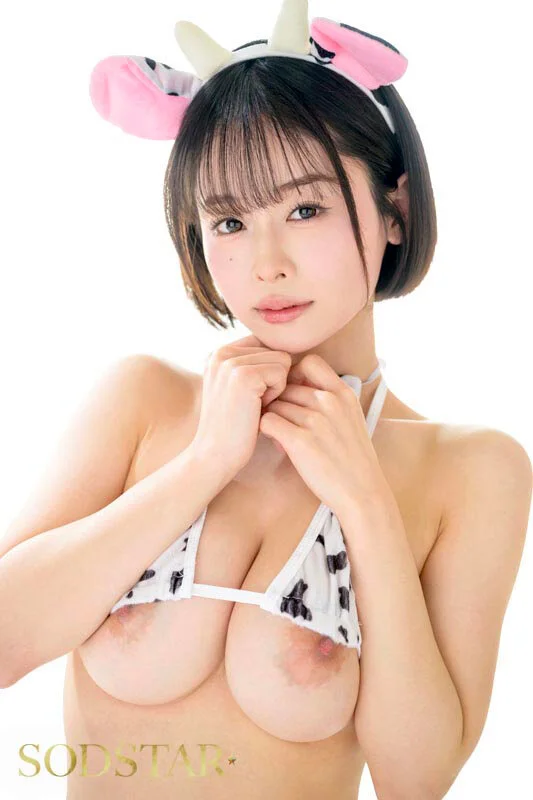 CA・牛コス・女王様・サイボーグ!変幻自在な4つのコスプレシチュエーション